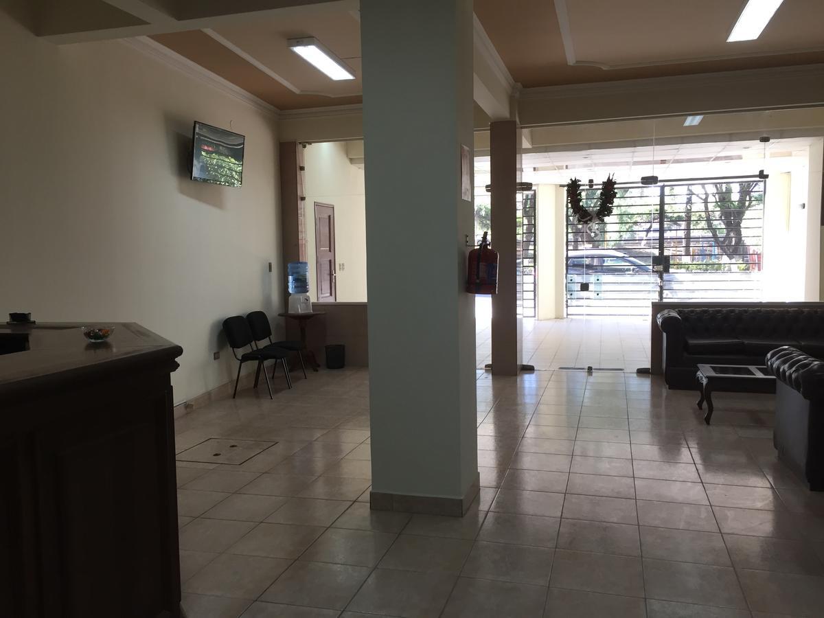 Hotel Oblitas 科恰班巴 外观 照片